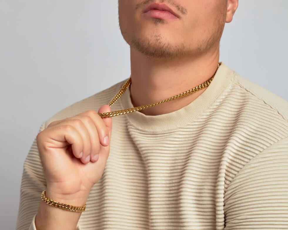 CUBAN LINK CHAIN - 8MM - Image 5